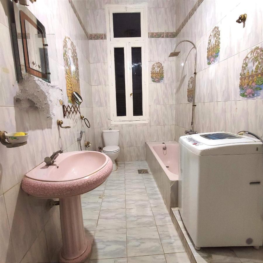 No5 A Private With Balcony For Men Only And No Ladies Allowed غرفة خاصة للرجال فقط ممنوع السيدات Alexandrie